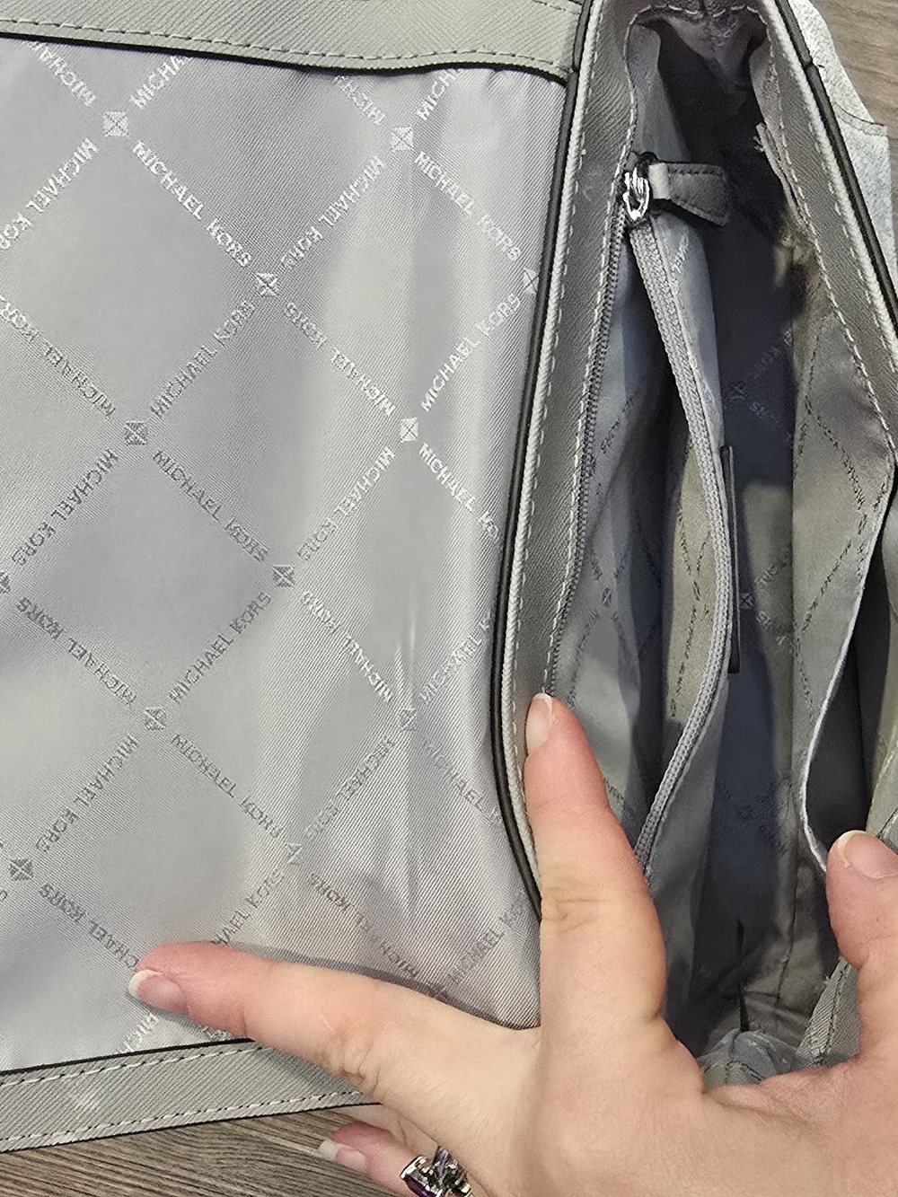 Michael Kors Light Gray Logo Crossbody Bag - Picture 3 of 3